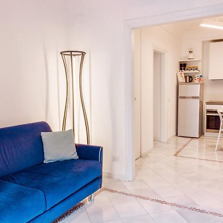 Caprigetaway - Domus Le Botteghe Apartment ภายนอก รูปภาพ