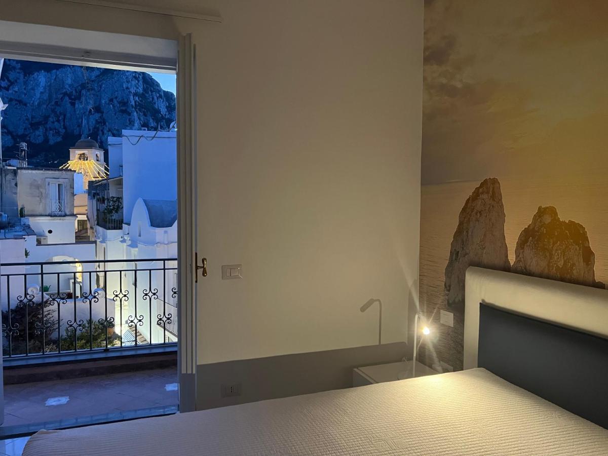 Caprigetaway - Domus Le Botteghe Apartment ภายนอก รูปภาพ